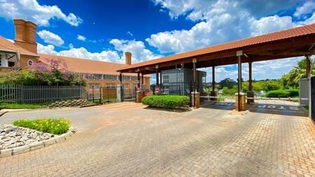 1 Bedroom Apartment in Houghton Estate