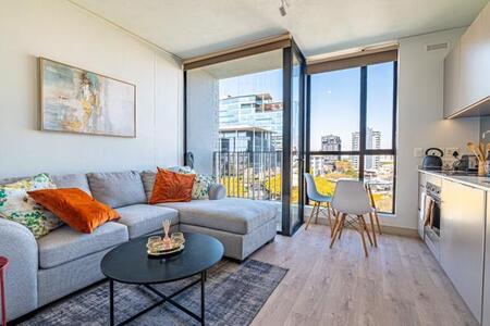 1 Bedroom Apartment in Rosebank