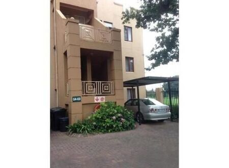 2 Bedroom Apartment in Melrose Estate