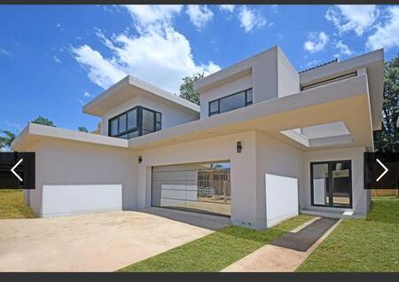 4 Bedroom Cluster in Houghton Estate