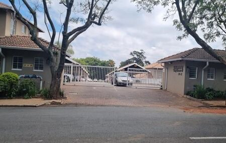 2 Bedroom Apartment in Houghton Estate