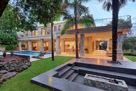 4 Bedroom House in Parktown North