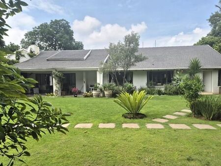 4 Bedroom House in Parktown North