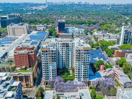 3 Bedroom Apartment in Rosebank