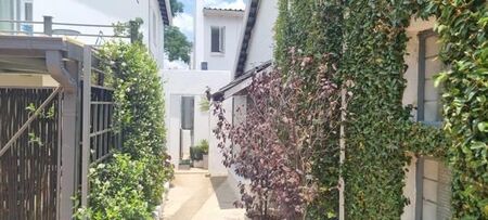 1 Bedroom Duplex in Parktown North