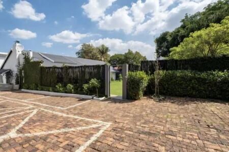 1 Bedroom Duplex in Parkhurst