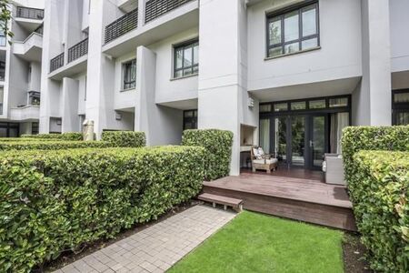 2 Bedroom Apartment in Melrose Arch