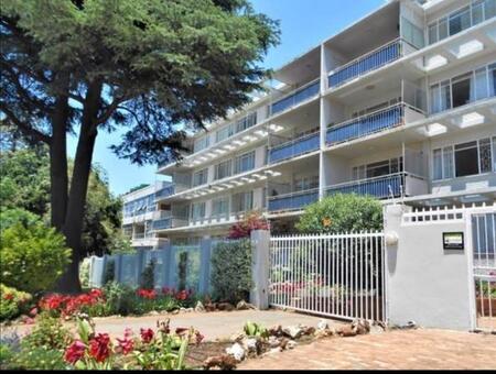 3 Bedroom Flat in Birdhaven