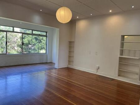 2 Bedroom Apartment in Melrose