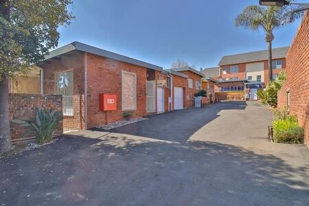 3 Bedroom Townhouse in Ferndale