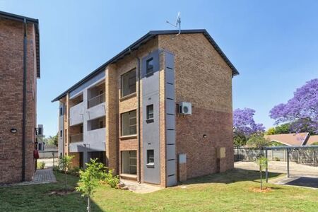 2 Bedroom Apartment in Fontainebleau