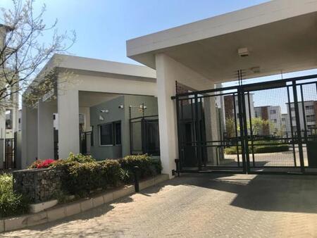 2 Bedroom Apartment in Ferndale