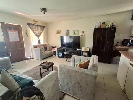 2 Bedroom Townhouse in Robindale