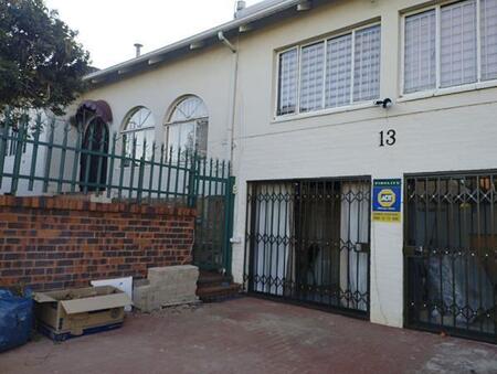 1 Bedroom House in Auckland Park