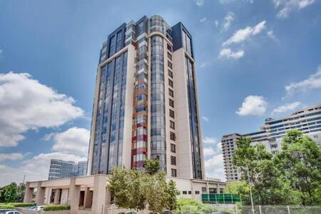 Studio apartment in Sandton Central