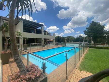 2 Bedroom Apartment in Fourways