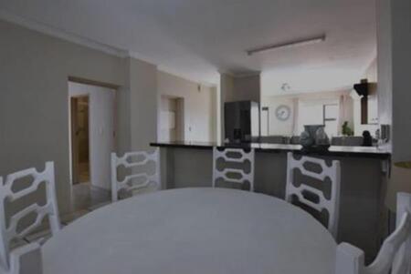 2 Bedroom House in Sandton Central