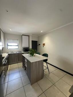 2 Bedroom Apartment in Fourways