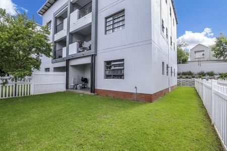 2 Bedroom Apartment in Bryanston