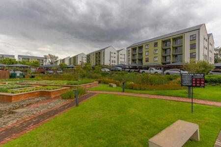 Studio Apartment in Linbro Park