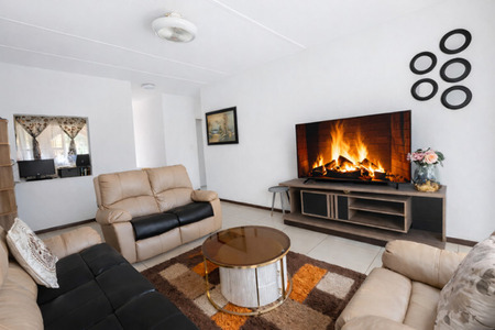 2 Bedroom Apartment in Buccleuch