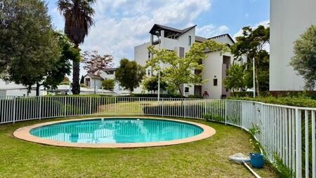 2 Bedroom Apartment in Dainfern