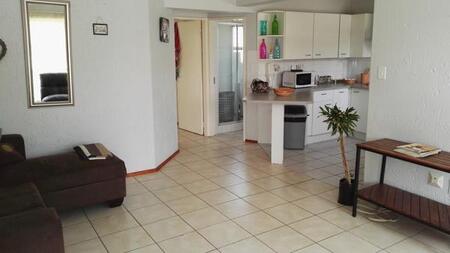 1 Bedroom Simplex in Paulshof