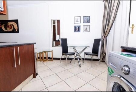 Studio Apartment in Illovo