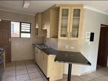 2 Bedroom Apartment in Fourways