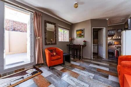 2 Bedroom House in Paulshof