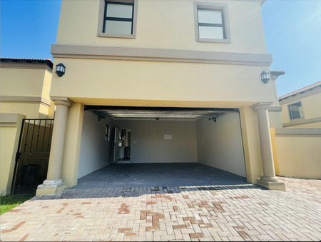 3 Bedroom Duplex in Broadacres
