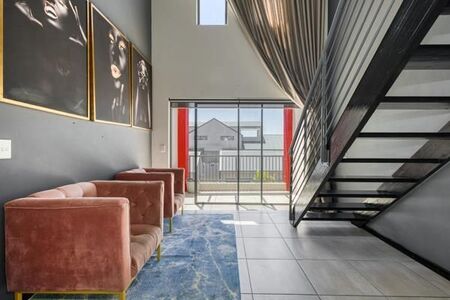 3 Bedroom Apartment in Paulshof