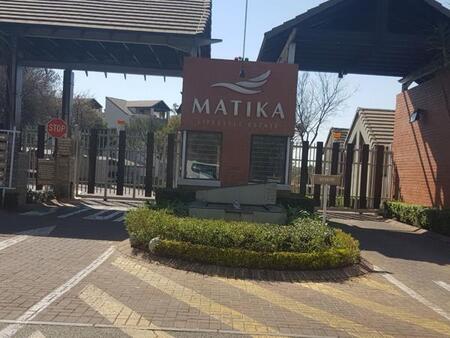 1 Bedroom Apartment in Paulshof