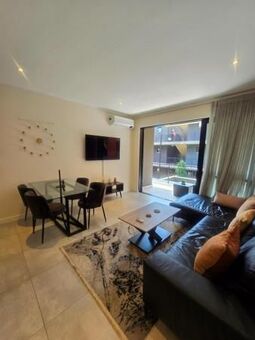 2 Bedroom Apartment in Hyde Park