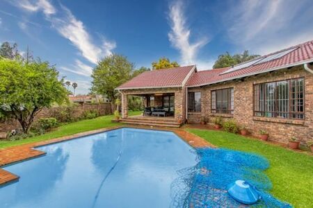 3 Bedroom House in Hurlingham