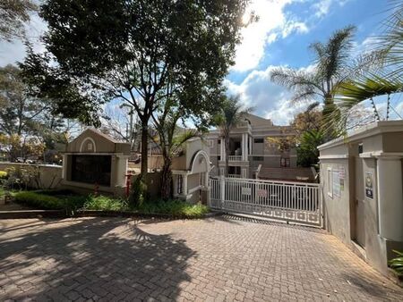 2 Bedroom Apartment in Hyde Park