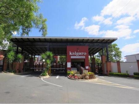 2 Bedroom Apartment in Douglasdale