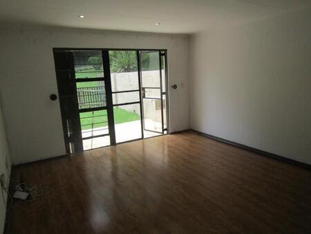 2 Bedroom Apartment in Rembrandt Park
