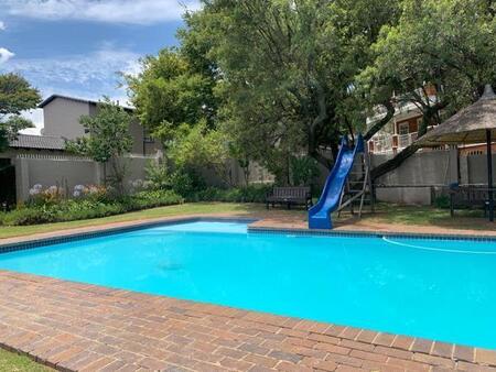 1 Bedroom Duplex in Epsom Downs