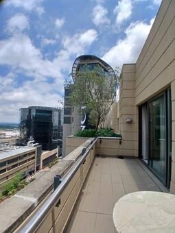 1 Bedroom Apartment in Sandton Central