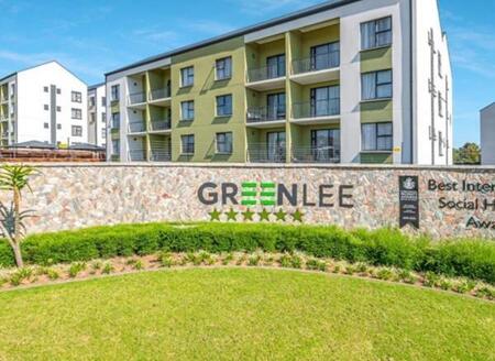 1 Bedroom Apartment in Linbro Park