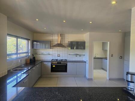 4 Bedroom House in Sandown