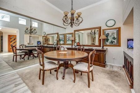 3 Bedroom House in Hurlingham Manor