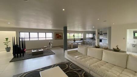 4 Bedroom Penthouse in Sandown