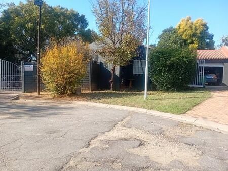 3 Bedroom House in Buccleuch