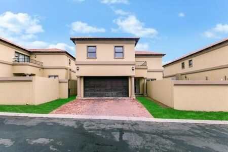 3 Bedroom House in Broadacres