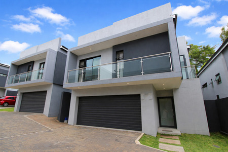 4 Bedroom Cluster in Bryanston