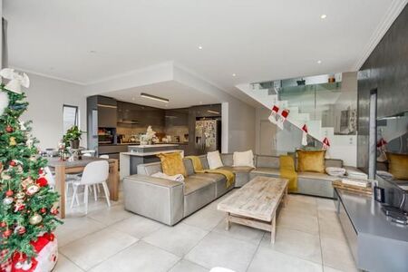 3 Bedroom Cluster in Bryanston