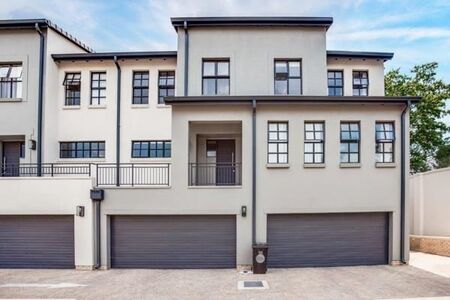 3 Bedroom Townhouse in Bryanston