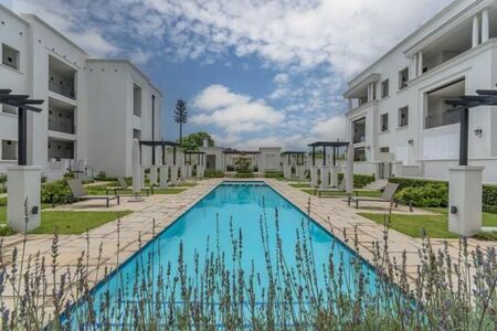 3 Bedroom Apartment in Bryanston
